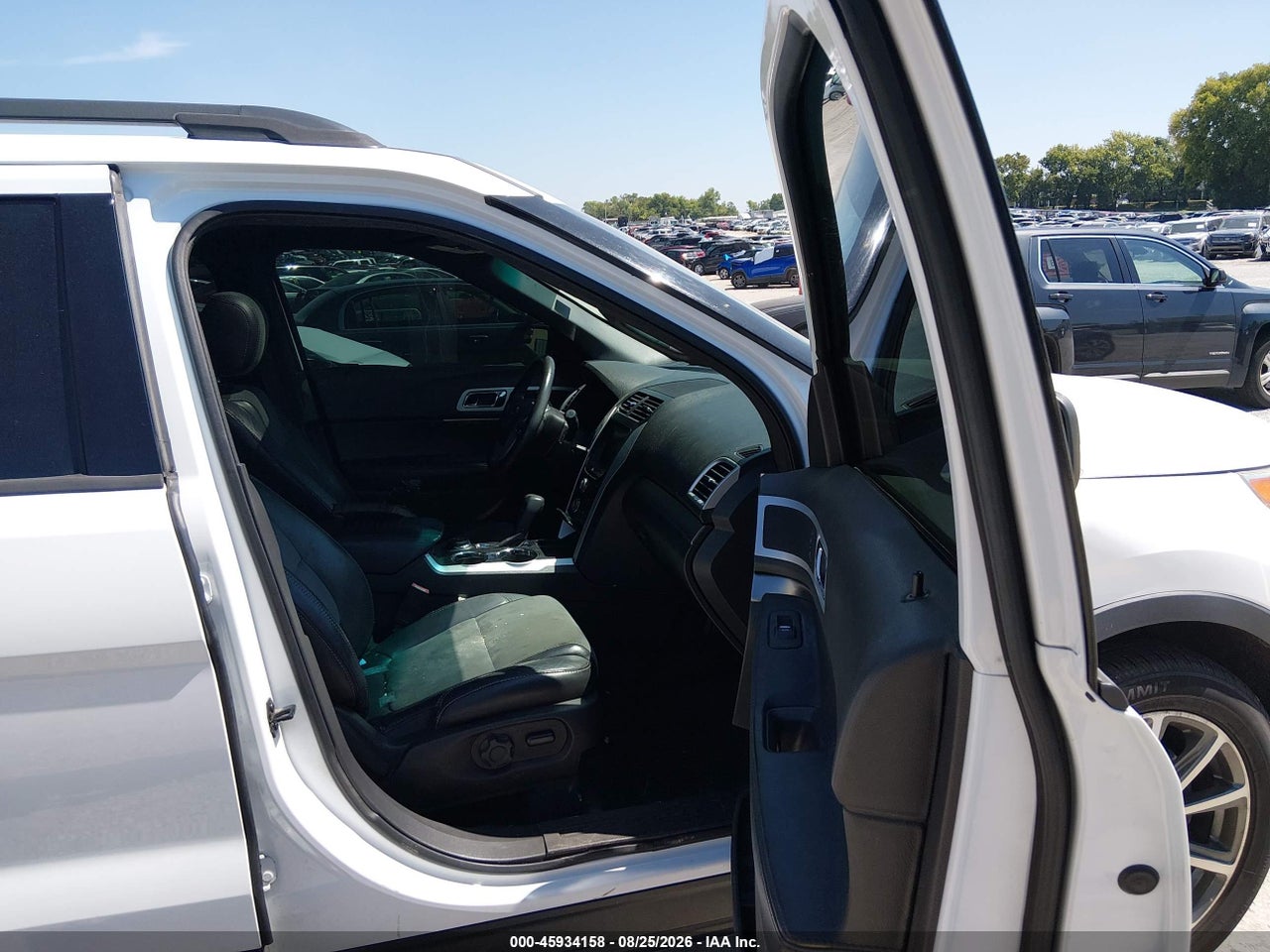 2015 FORD EXPLORER XLT · 5/11