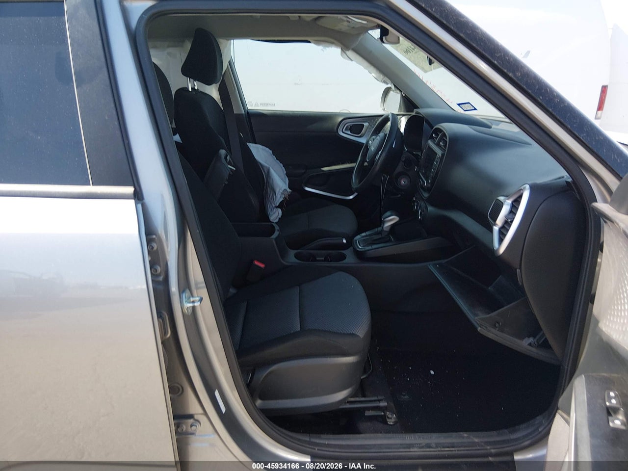 2023 KIA SOUL LX · 5/11
