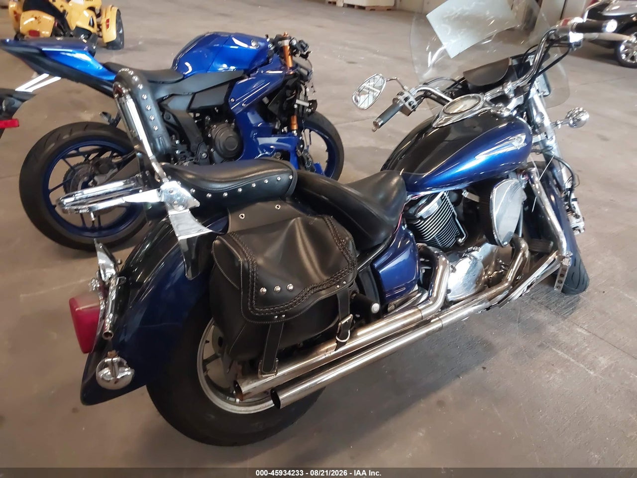 2005 YAMAHA XVS1100 A · 4/11