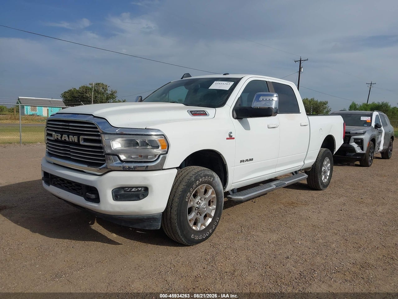 2023 RAM 2500 LARAMIE  4X4 6'4 BOX · 2/11