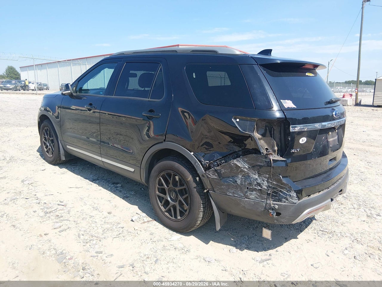 2017 FORD EXPLORER XLT · 6/11