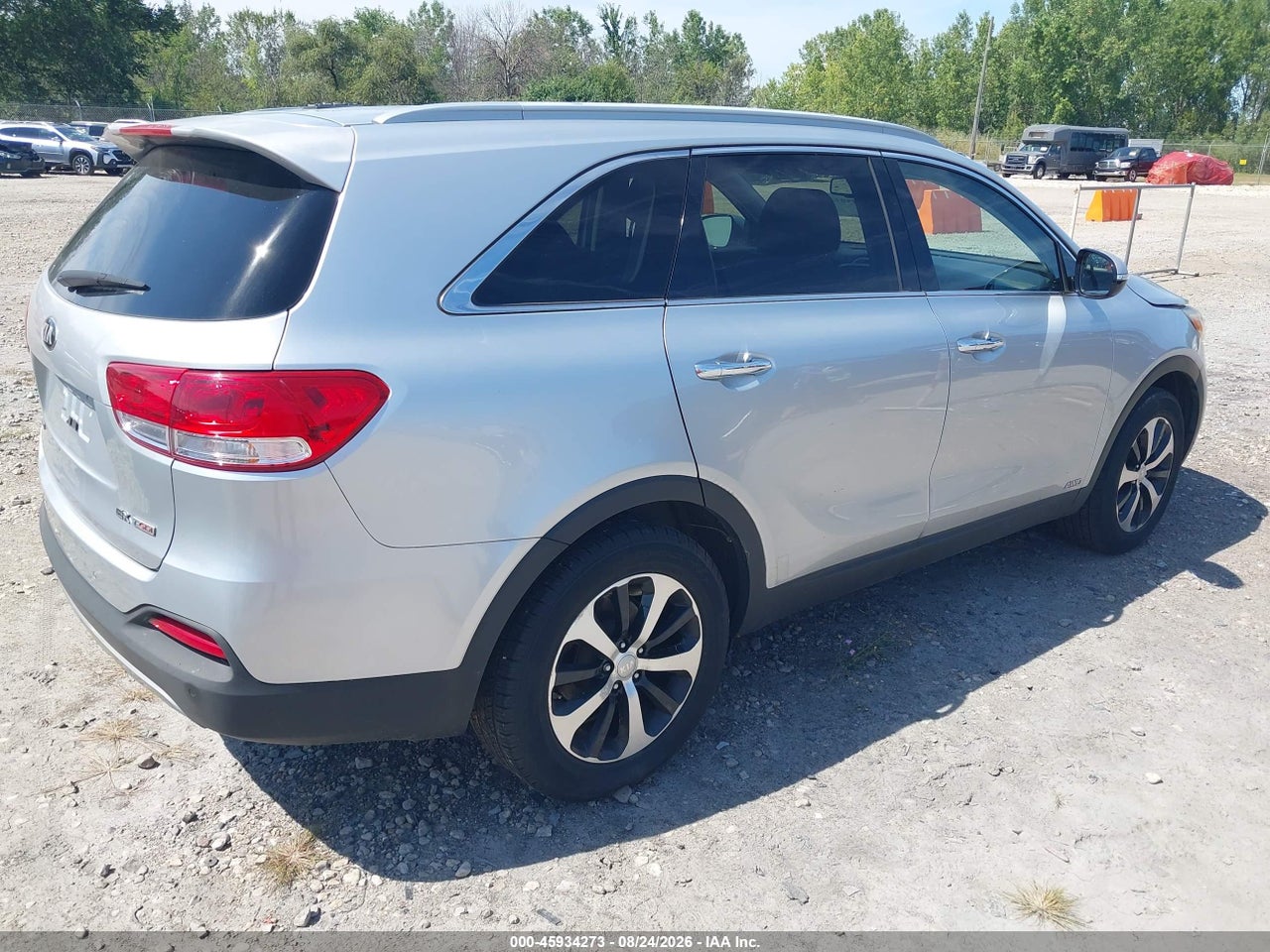 2016 KIA SORENTO 2.0T EX · 4/11