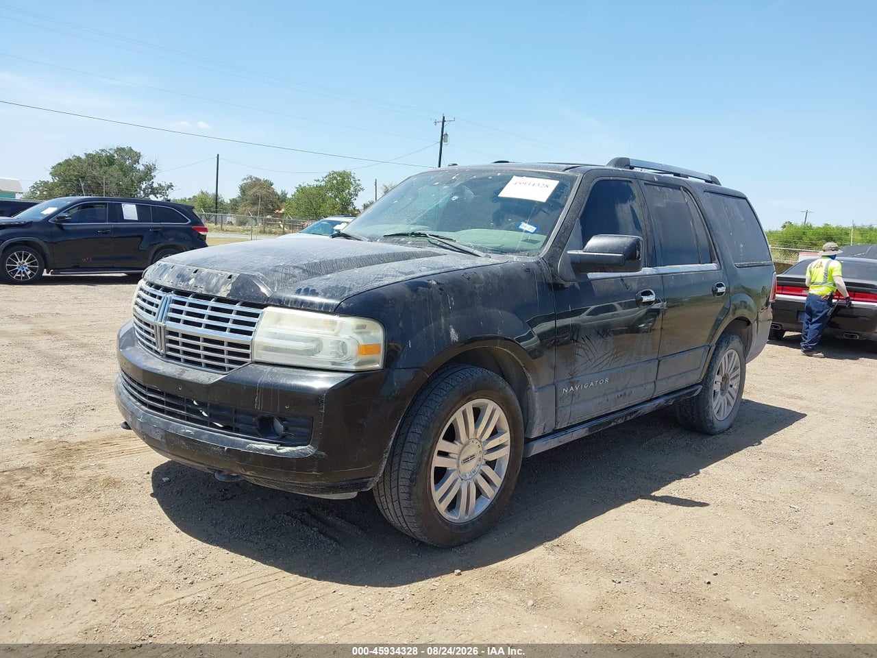 2011 LINCOLN NAVIGATOR · 2/11