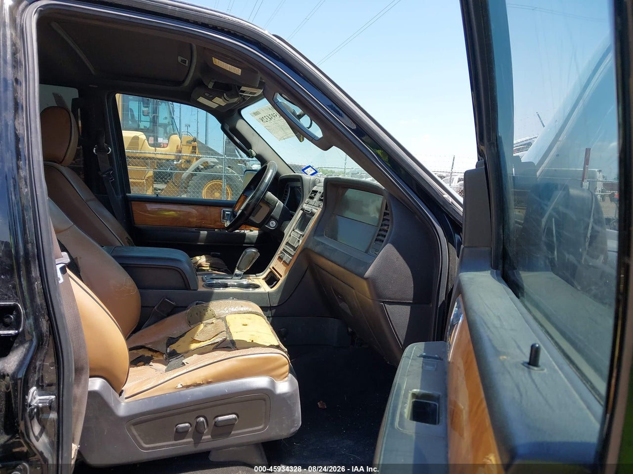 2011 LINCOLN NAVIGATOR · 5/11