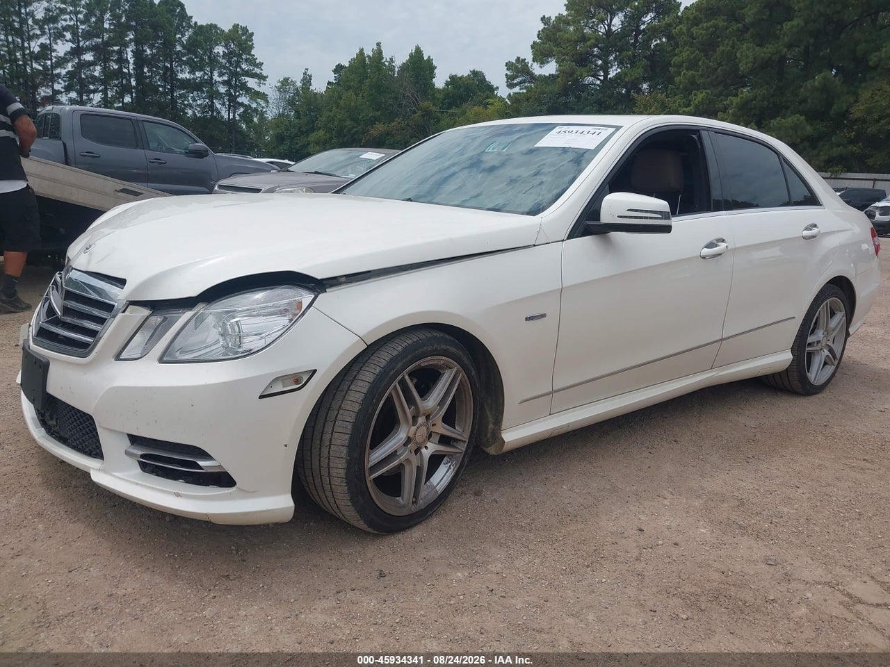 2012 MERCEDES-BENZ E 350 · 2/11