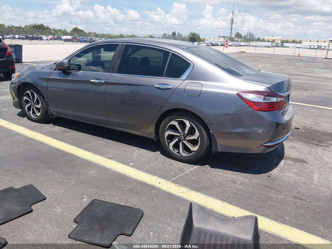 2017 HONDA ACCORD EX-L · 3/11