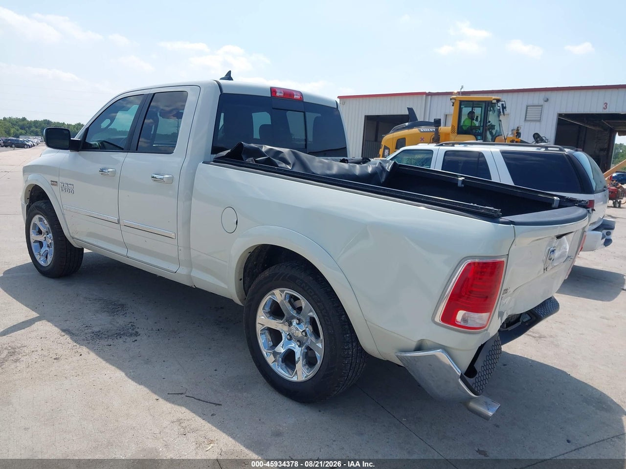 2016 RAM 1500 LARAMIE · 3/4