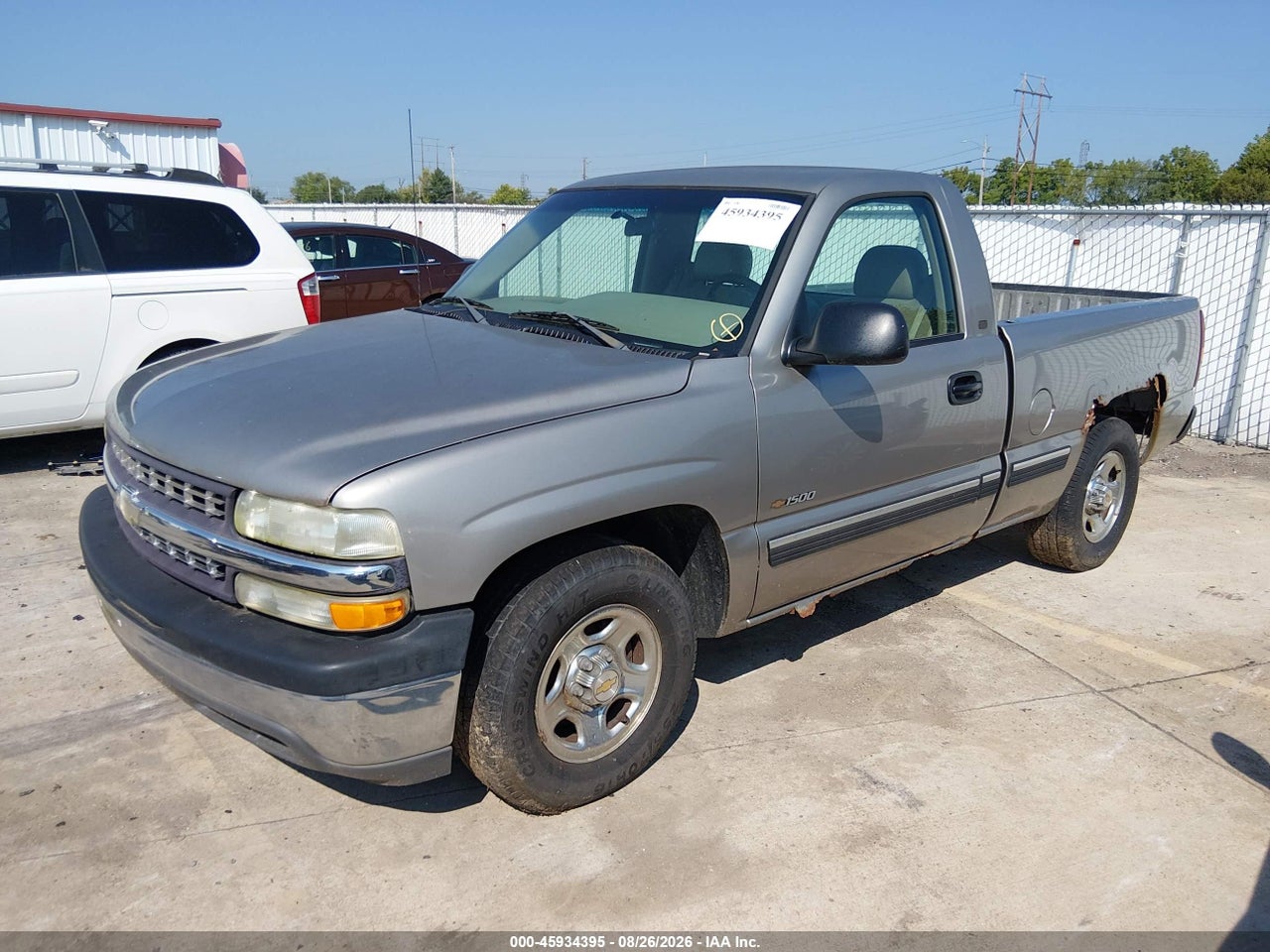 2002 CHEVROLET SILVERADO 1500   · 2/7