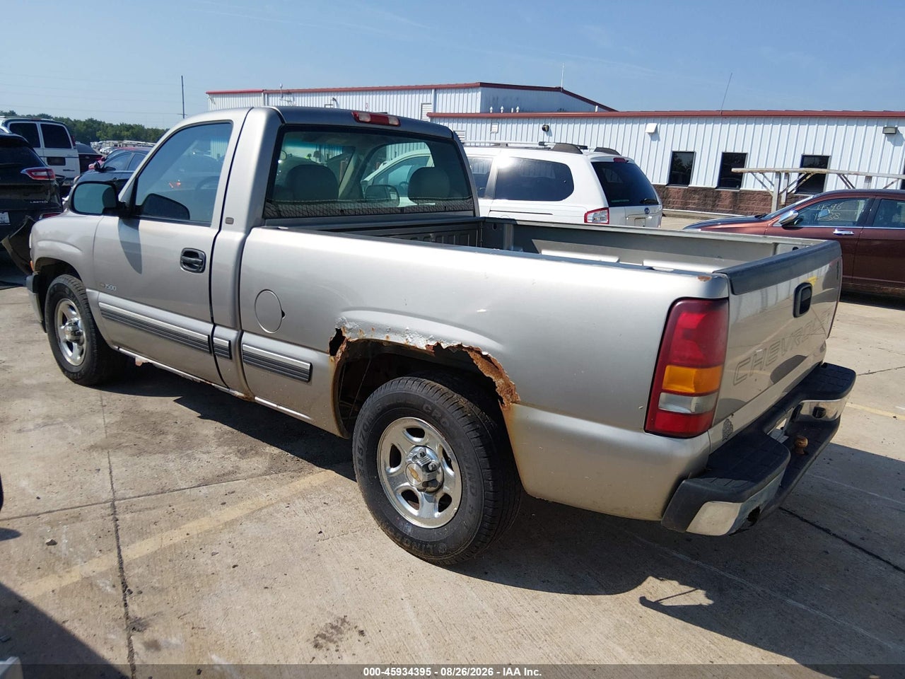 2002 CHEVROLET SILVERADO 1500   · 3/7