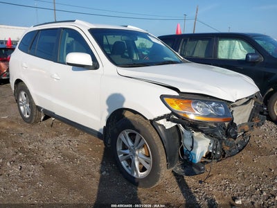 5XYZHDAG5BG****** · 2011 HYUNDAI SANTA FE SE