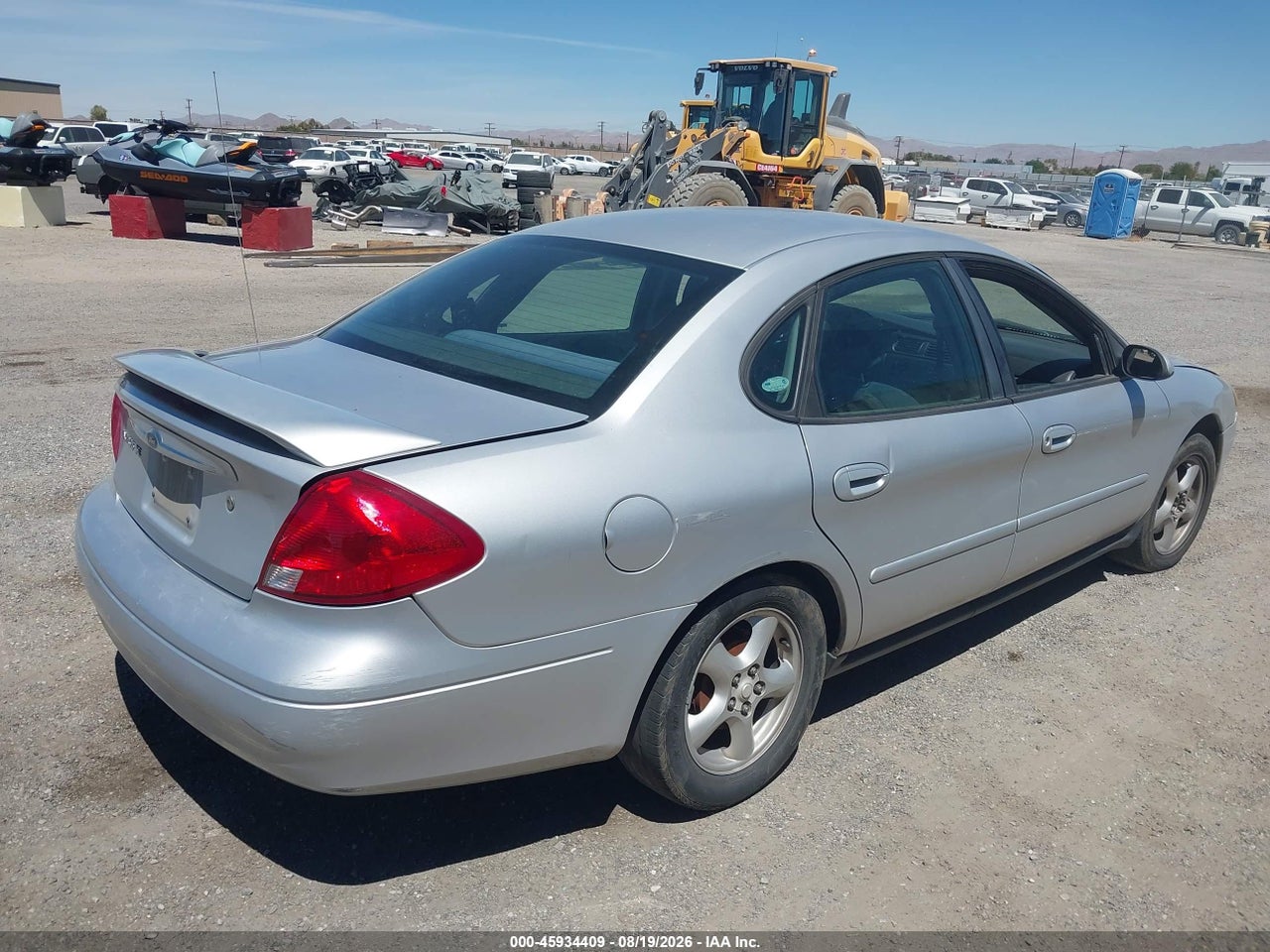 2002 FORD TAURUS SE STANDARD · 4/11