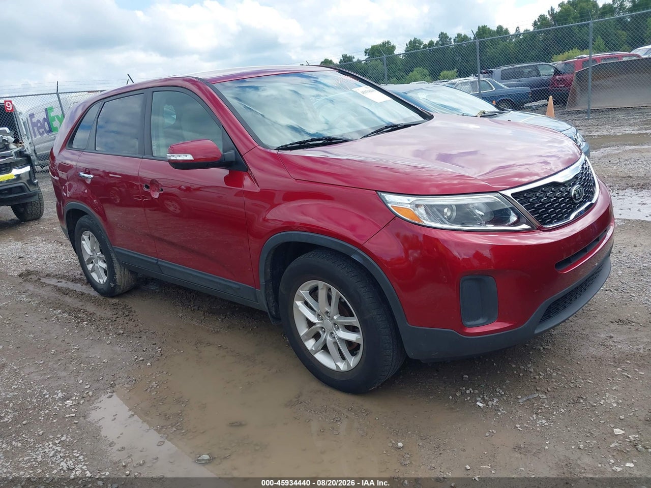5XYKT3A60FG****** · 2015 KIA SORENTO LX