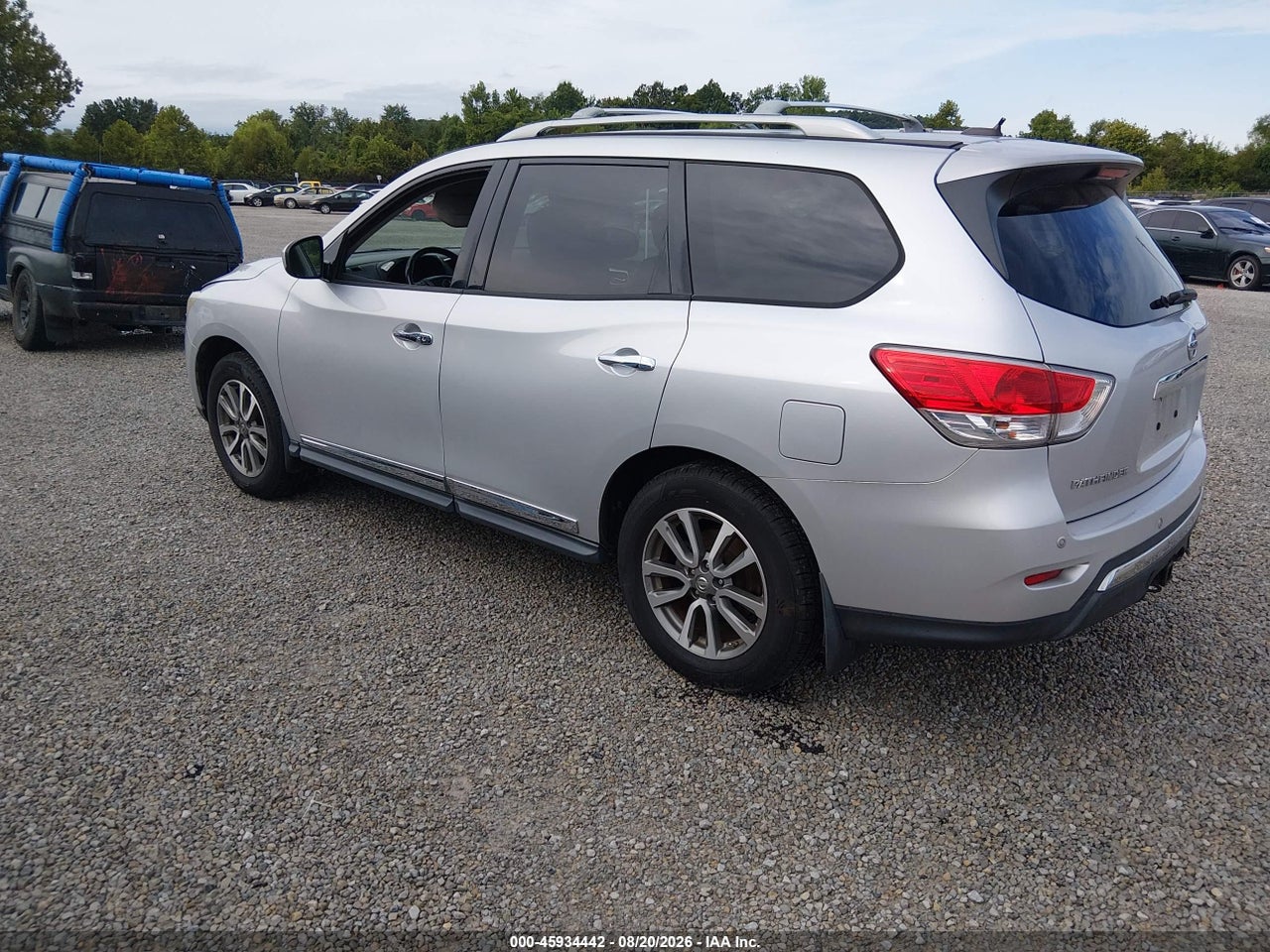 2013 NISSAN PATHFINDER SL · 3/11