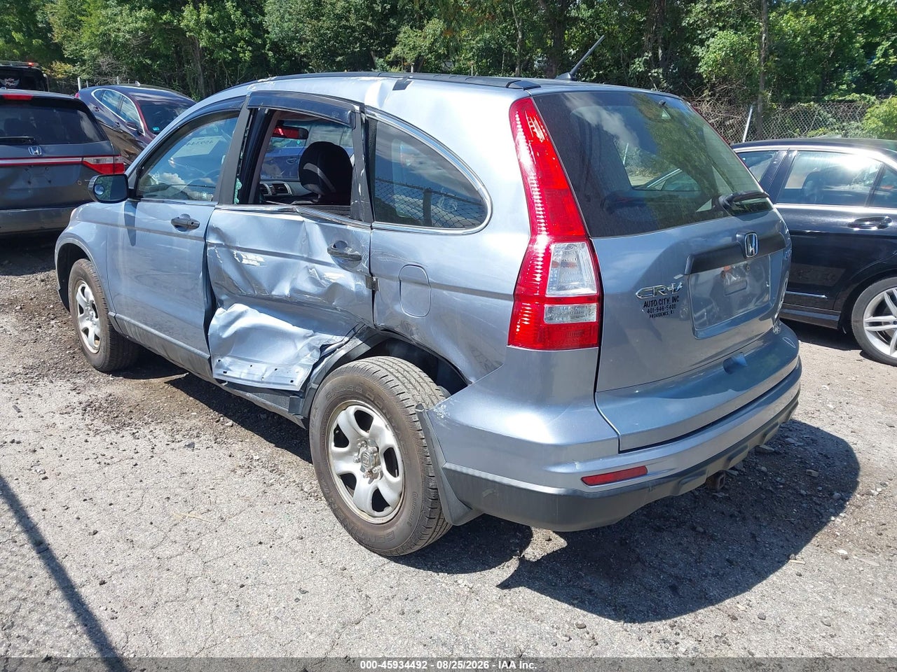 2010 HONDA CR-V LX · 3/11