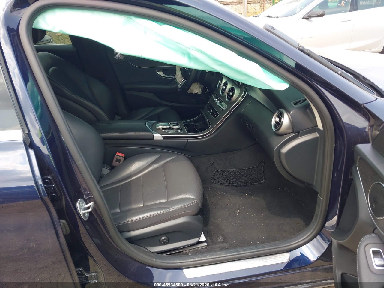 2019 MERCEDES-BENZ C 300 · 5/11
