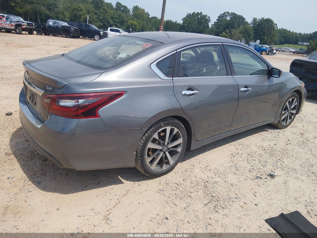 2017 NISSAN ALTIMA 2.5 SR · 4/11