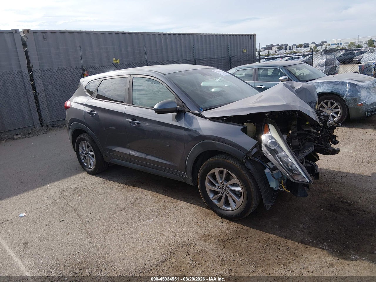KM8J23A48JU****** · 2018 HYUNDAI TUCSON SE