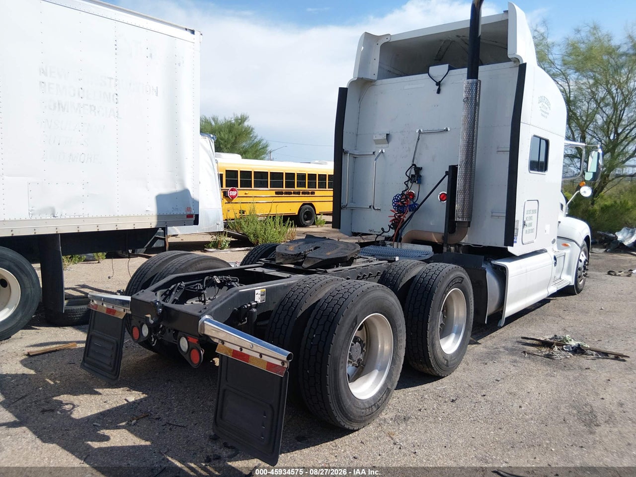 2011 PETERBILT 386 · 4/4