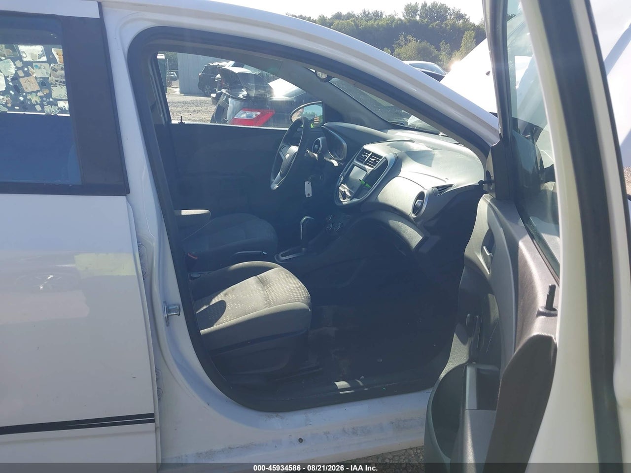 2017 CHEVROLET SONIC LT AUTO · 5/11