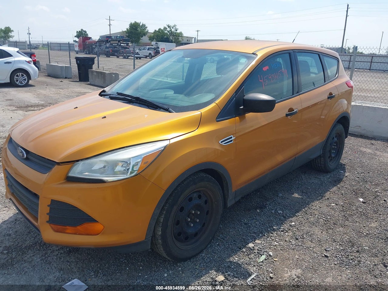 2016 FORD ESCAPE S · 2/11