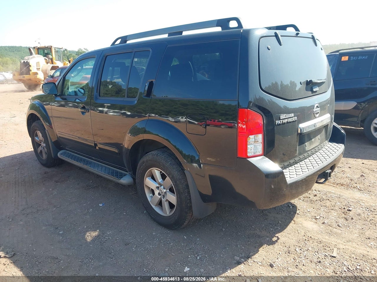 2012 NISSAN PATHFINDER SV · 3/11