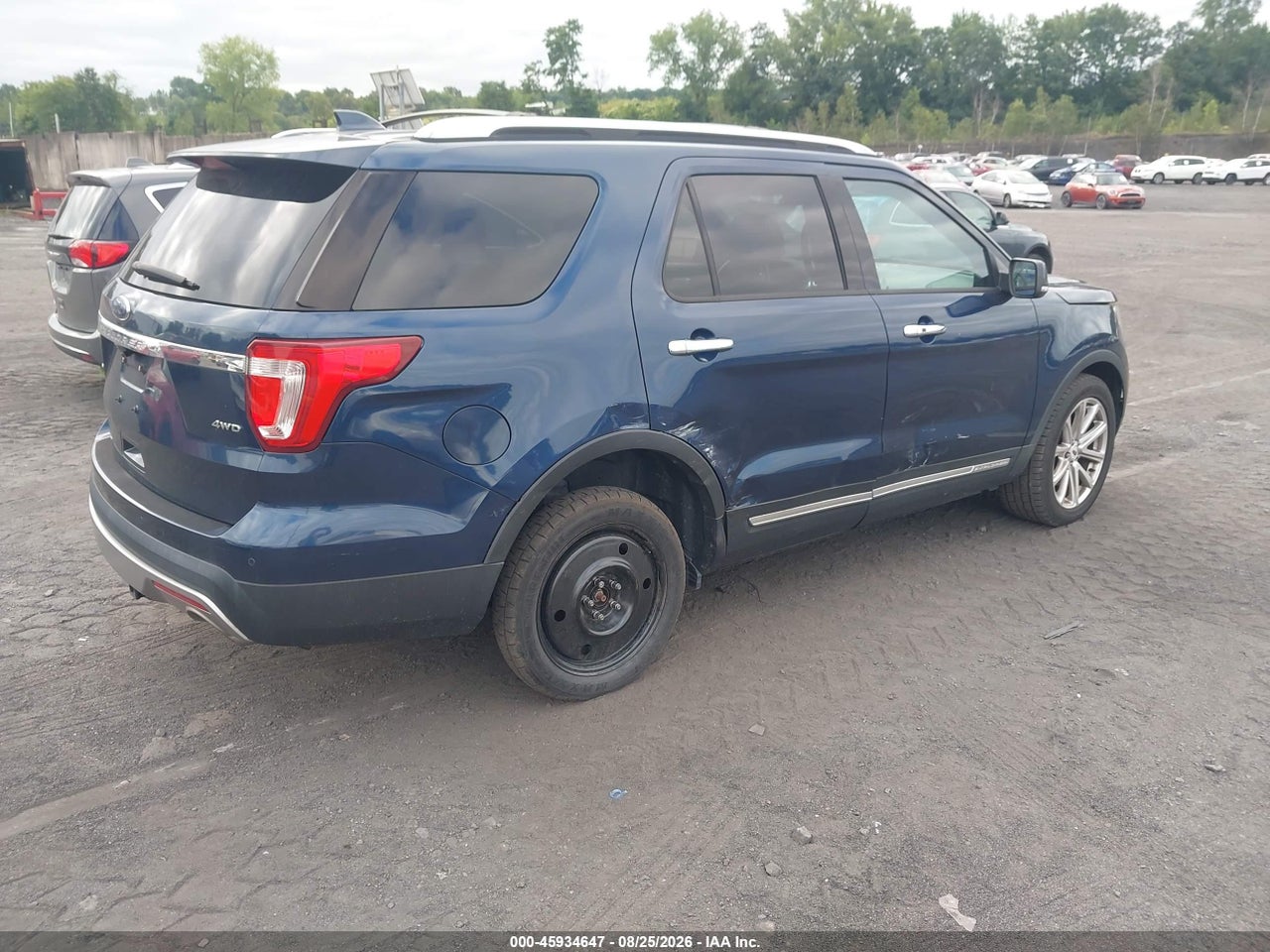 2016 FORD EXPLORER LIMITED · 4/11