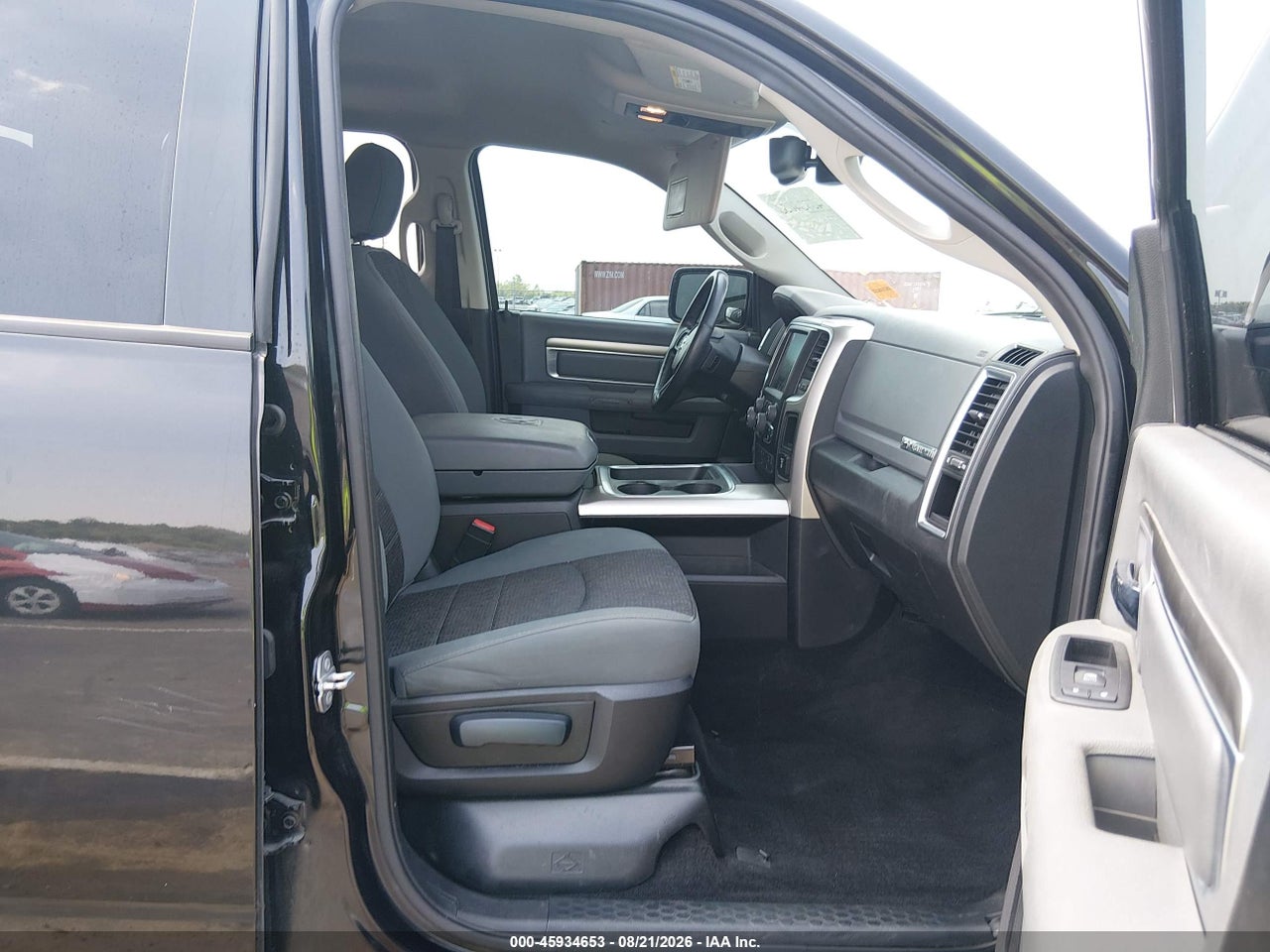 2016 RAM 1500 BIG HORN · 5/11