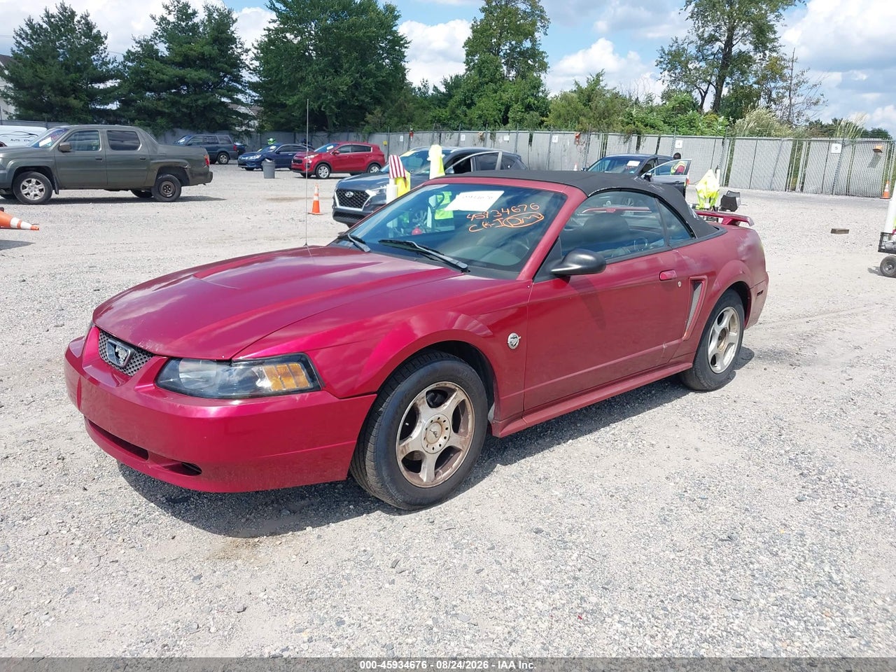 2004 FORD MUSTANG   · 2/10