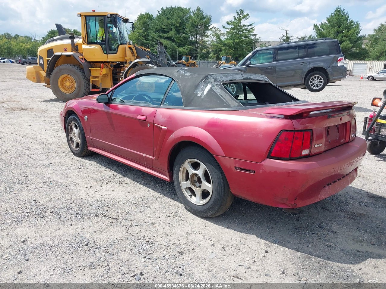 2004 FORD MUSTANG   · 3/10