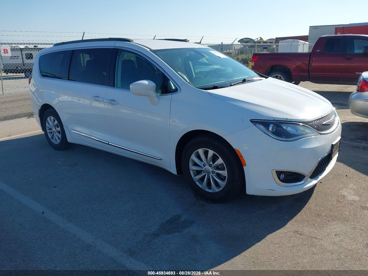 2017 CHRYSLER PACIFICA TOURING-L