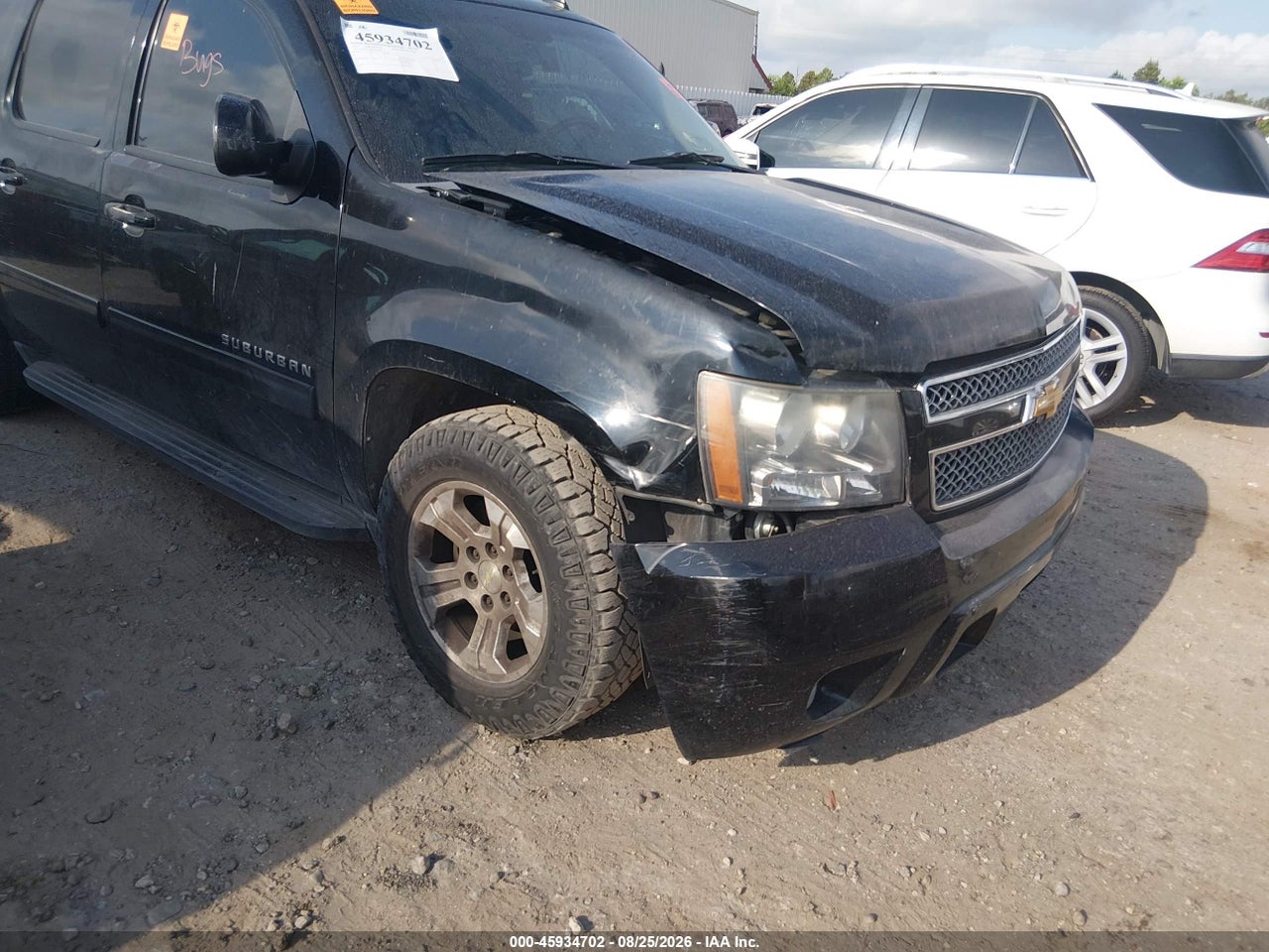 2012 CHEVROLET SUBURBAN 1500 LT · 6/10
