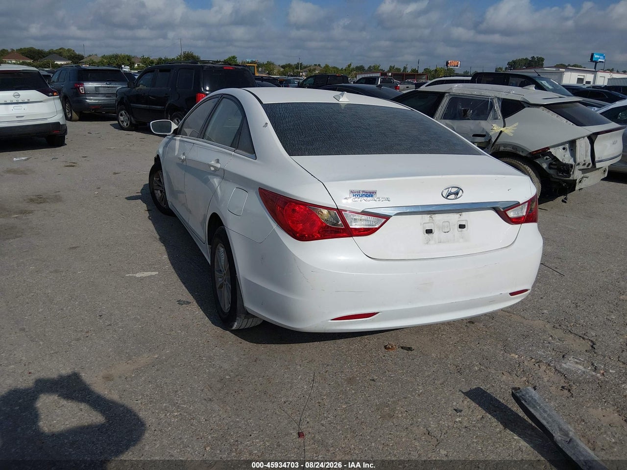 2013 HYUNDAI SONATA GLS · 3/10