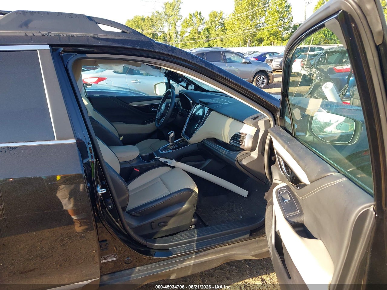 2022 SUBARU OUTBACK LIMITED · 5/11