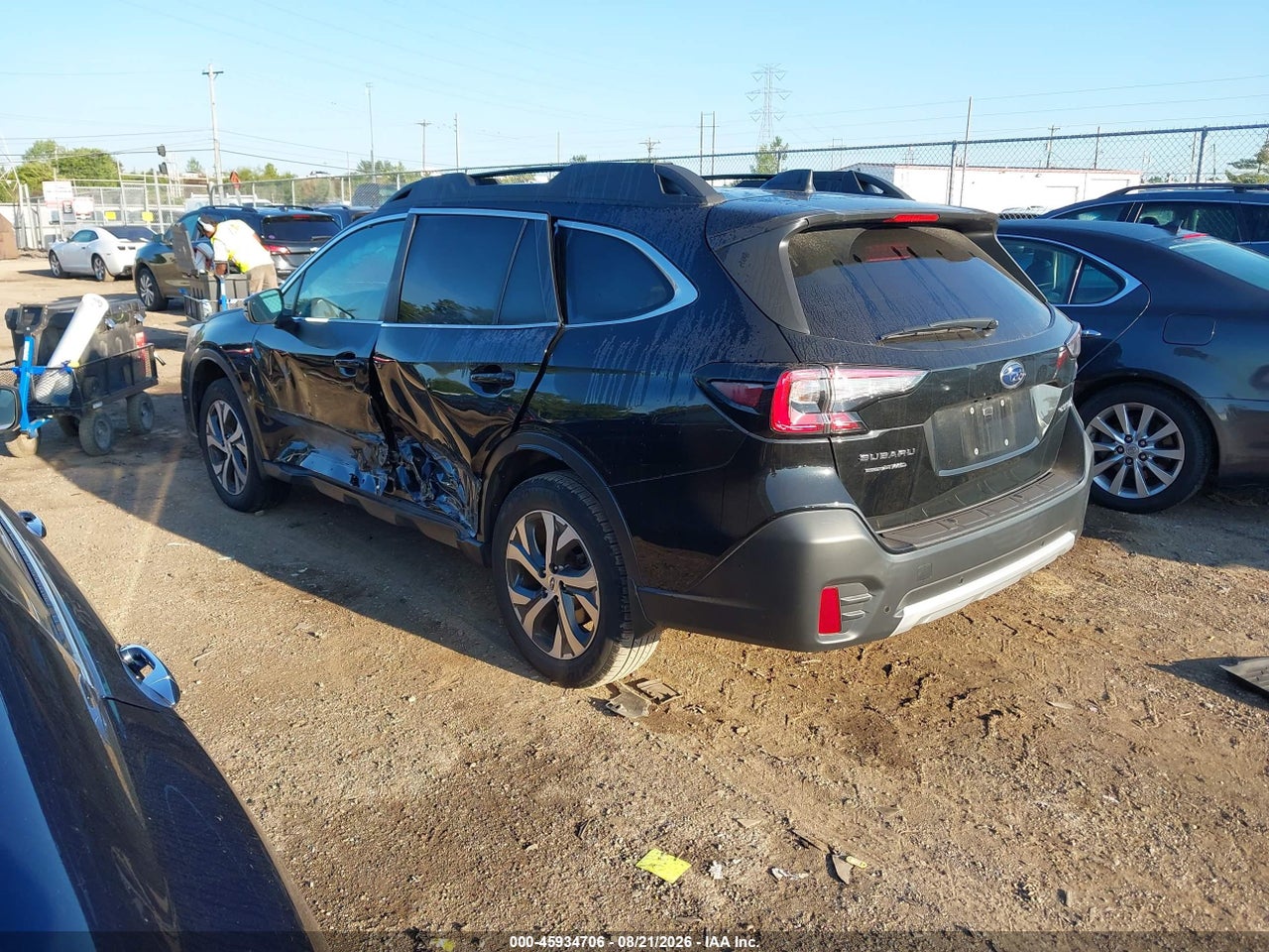2022 SUBARU OUTBACK LIMITED · 3/11