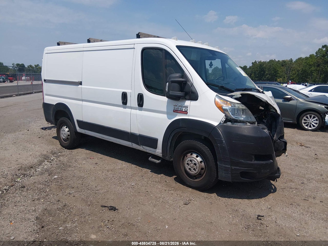 3C6TRVAG1HE****** · 2017 RAM PROMASTER 1500 LOW ROOF 136 WB
