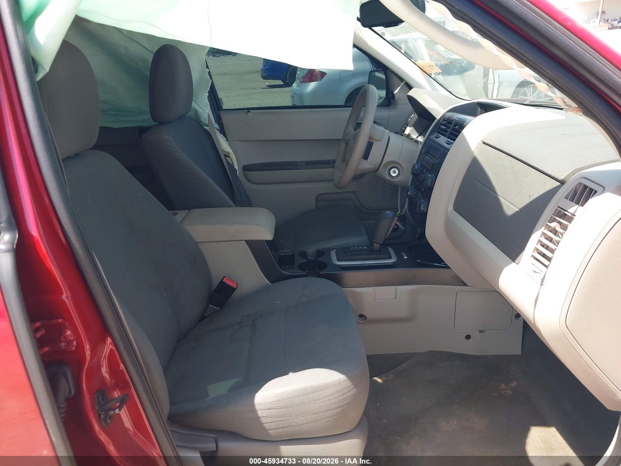 2011 FORD ESCAPE XLS · 5/8
