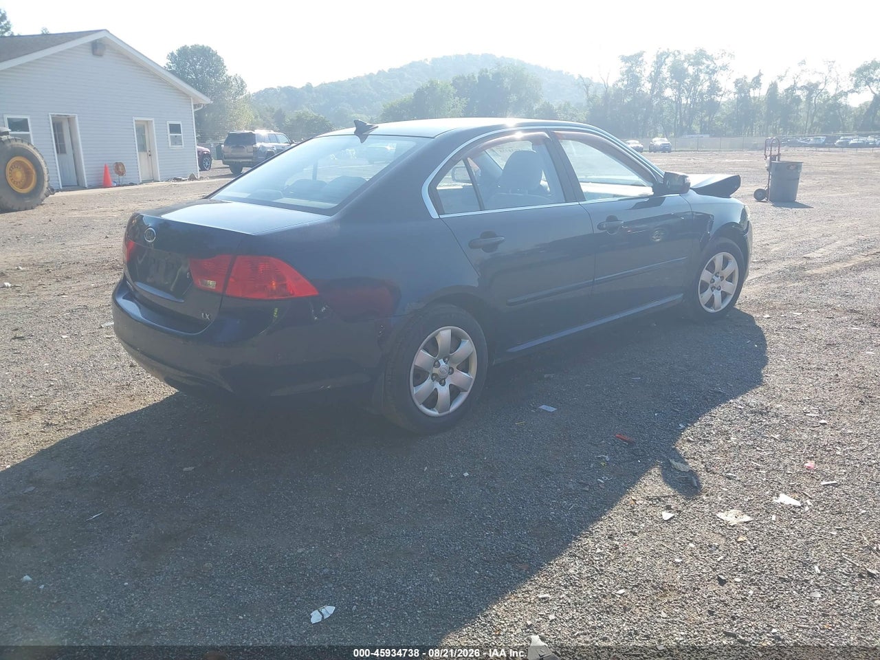 2009 KIA OPTIMA LX · 4/11