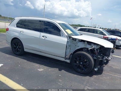 5UXCW2C51KL****** · 2019 BMW X7 XDRIVE40I