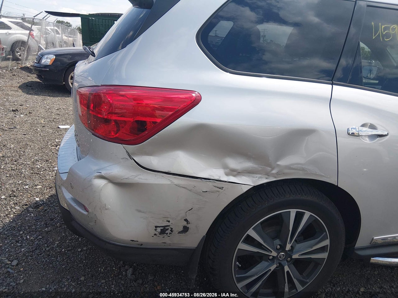 2018 NISSAN PATHFINDER PLATINUM · 6/11