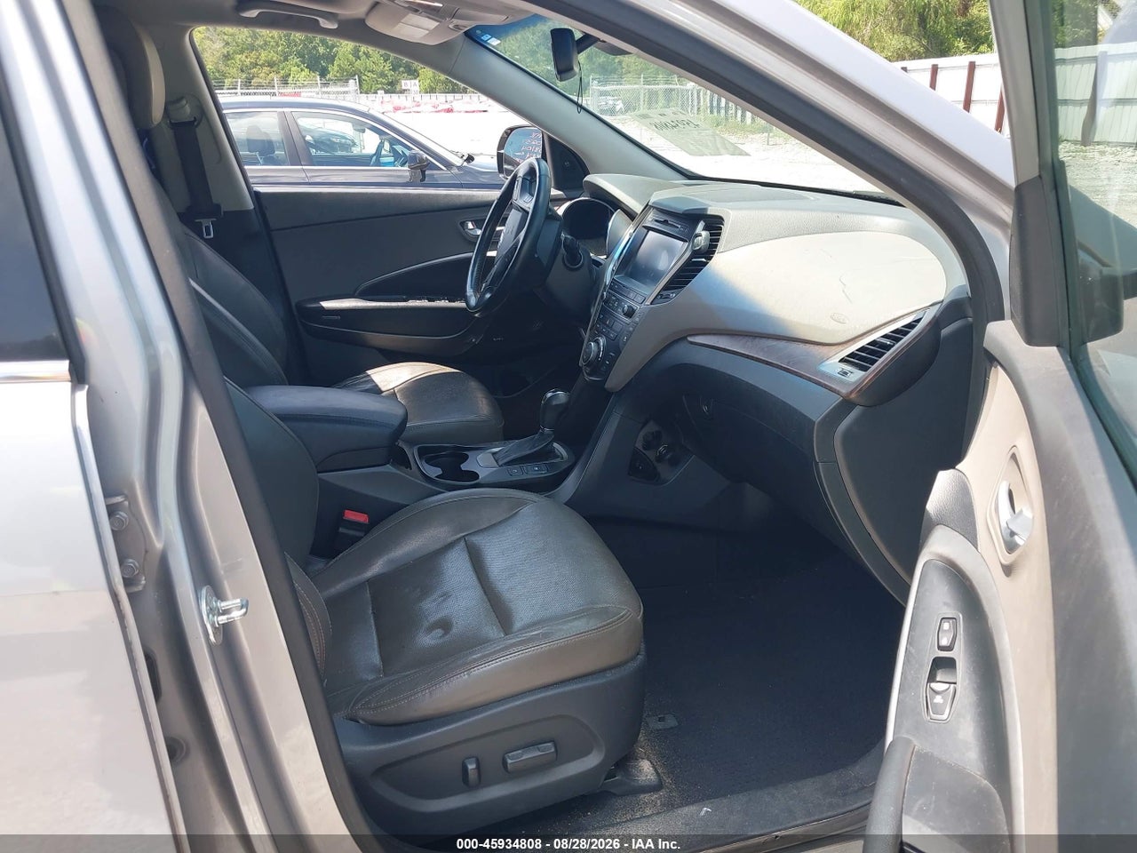 2017 HYUNDAI SANTA FE SE ULTIMATE · 5/11