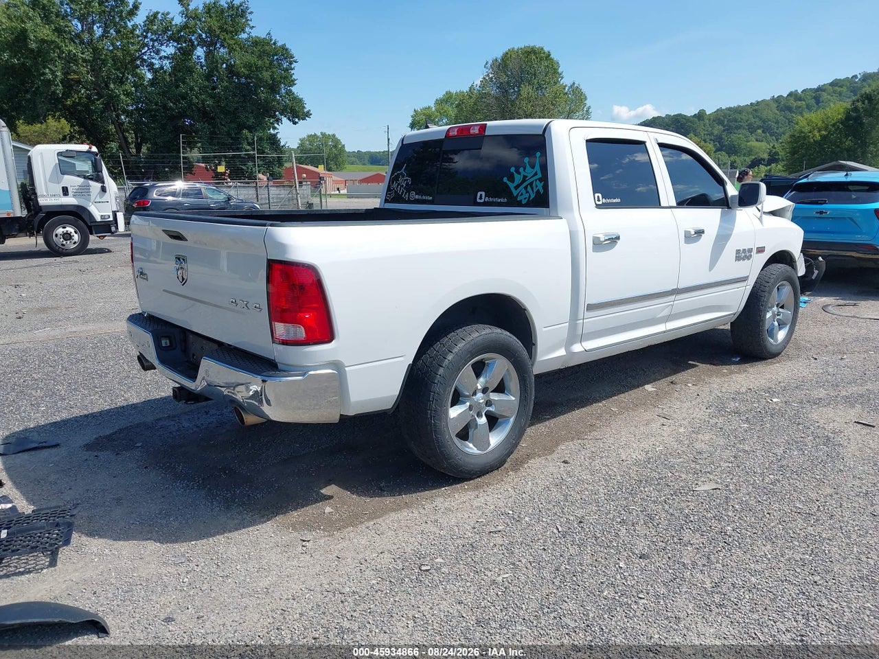 2016 RAM 1500 BIG HORN · 4/11