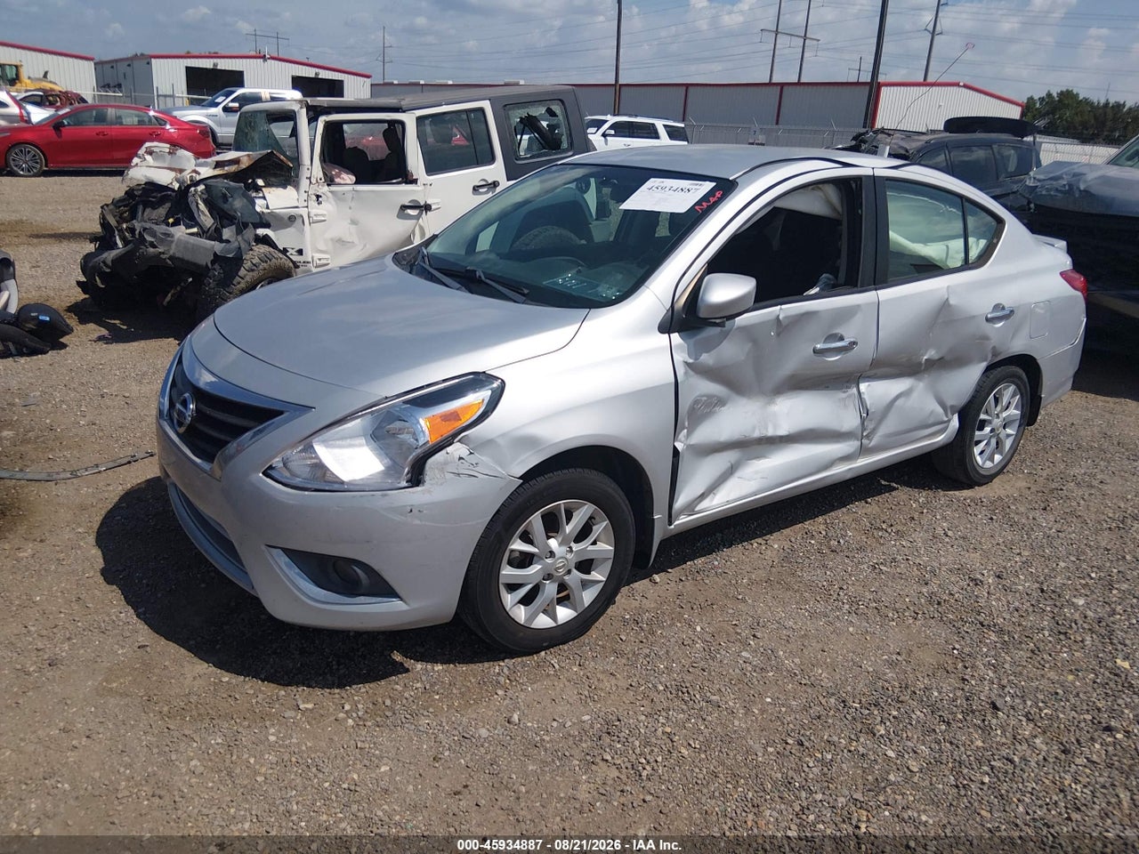 2017 NISSAN VERSA 1.6 SV · 2/11
