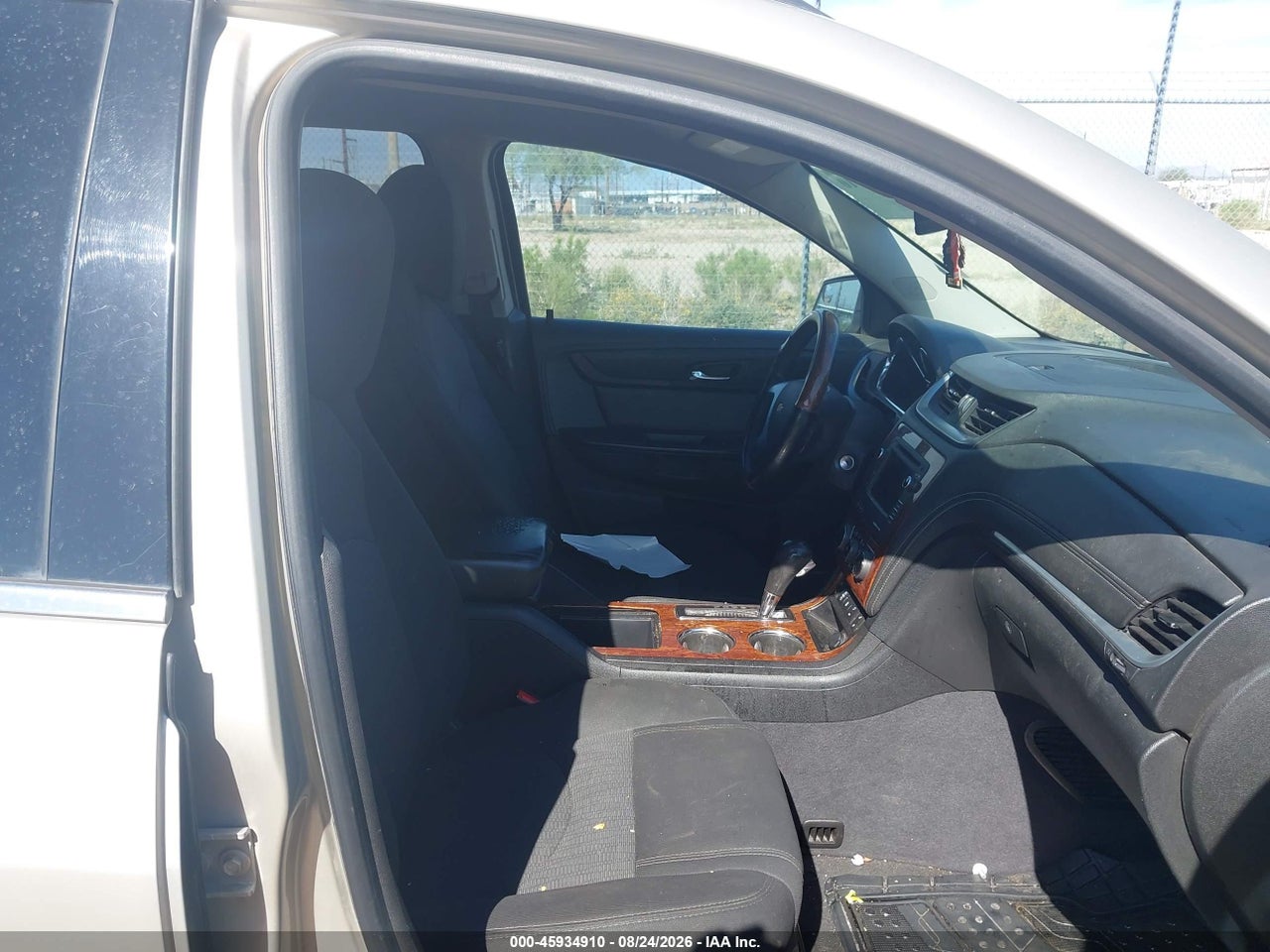 2014 CHEVROLET TRAVERSE 2LT · 5/10