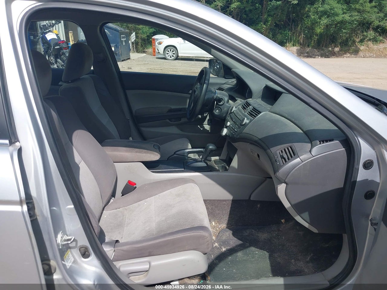 2010 HONDA ACCORD 2.4 LX · 5/11