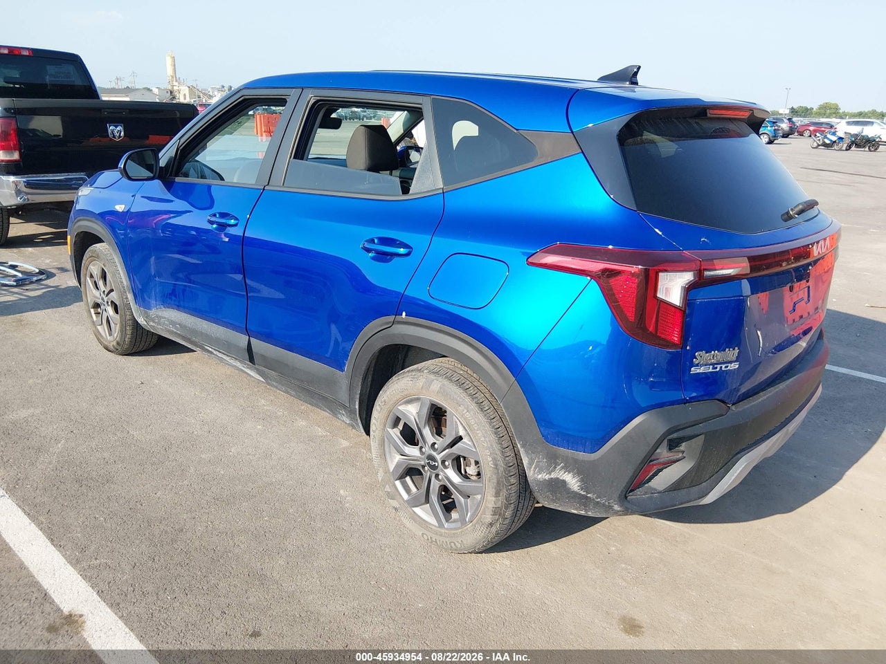 2024 KIA SELTOS LX · 3/11