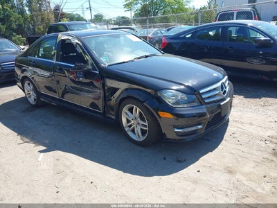 WDDGF8AB8DR****** · 2013 MERCEDES-BENZ C 300 SPORT 4MATIC