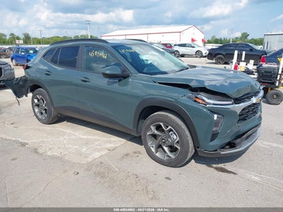 2025 CHEVROLET TRAX FWD LT