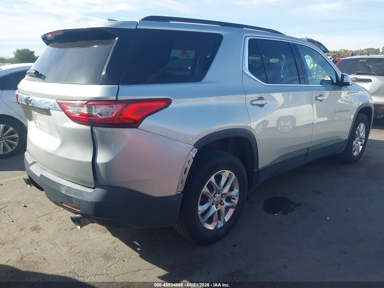 2019 CHEVROLET TRAVERSE 1LT · 4/11