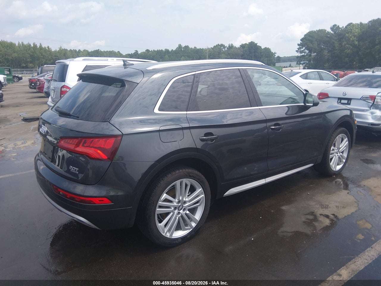 2018 AUDI Q5 2.0T PREMIUM/2.0T TECH PREMIUM · 4/11