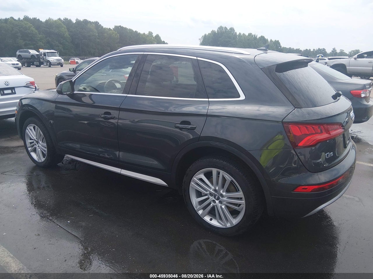 2018 AUDI Q5 2.0T PREMIUM/2.0T TECH PREMIUM · 3/11